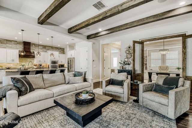 14646 W VILLAGE Parkway, Litchfield Park, AZ 85340
