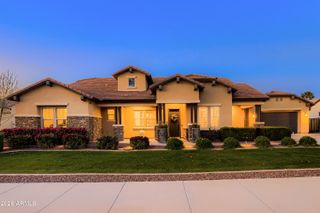 14646 W VILLAGE Parkway, Litchfield Park, AZ 85340