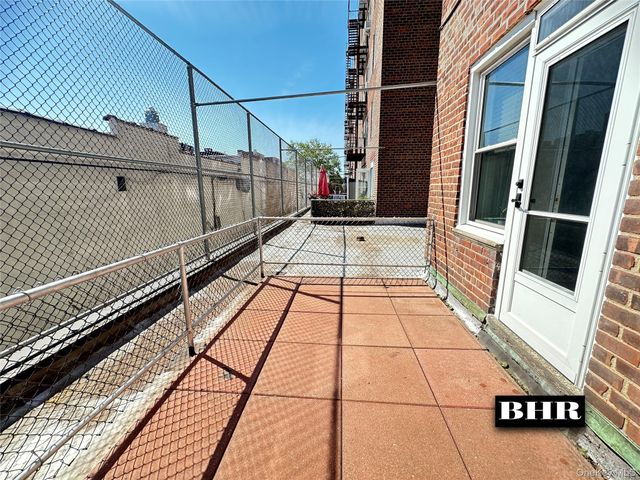 2461 E 29th Street 1F, Brooklyn, NY 11235