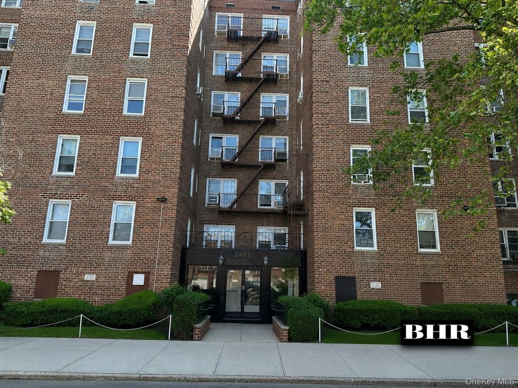 2461 E 29th Street 1F, Brooklyn, NY 11235