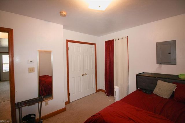 121 Broad ST, Portsmouth, VA 23707
