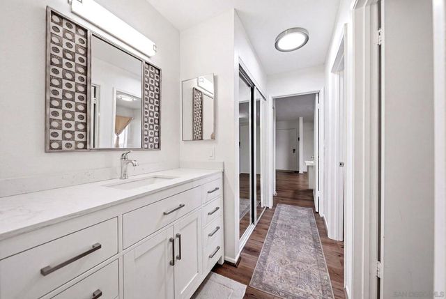 3282 Ashford St E, San Diego, CA 92111