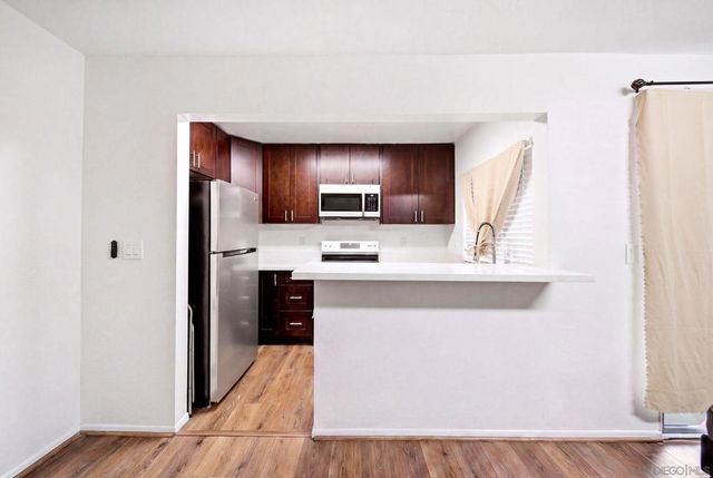 3282 Ashford St E, San Diego, CA 92111