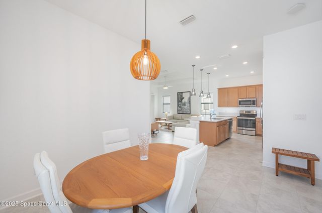 2411 Treasure Cay Lane, Melbourne, FL 32940