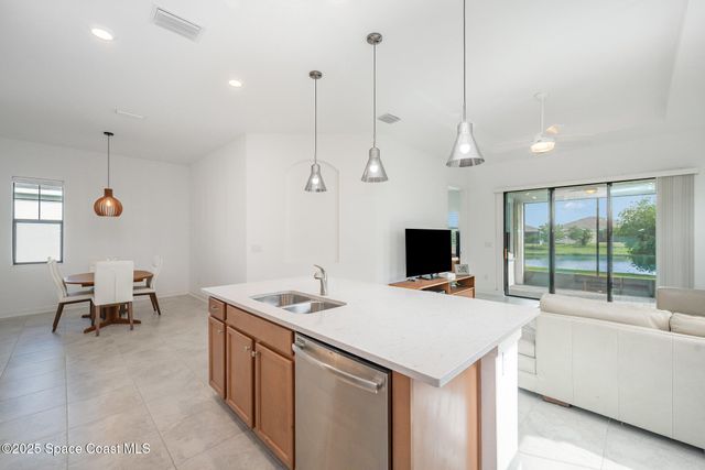 2411 Treasure Cay Lane, Melbourne, FL 32940