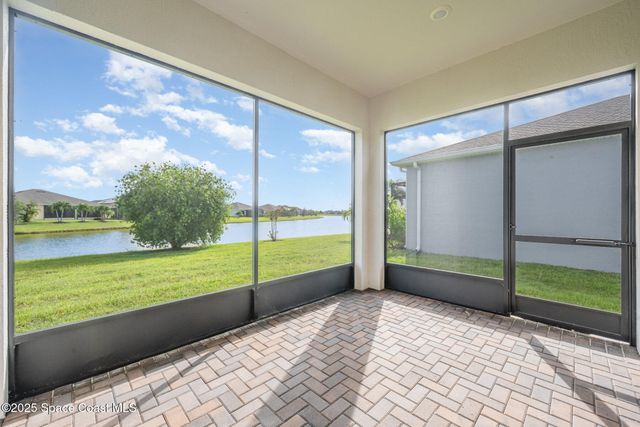 2411 Treasure Cay Lane, Melbourne, FL 32940