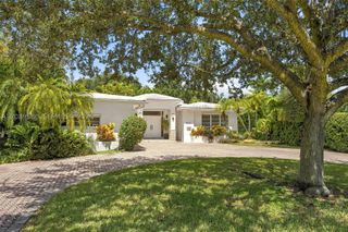 1325 Blue Rd, Coral Gables, FL 33146
