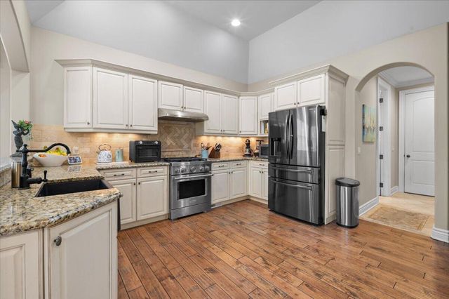 6245 Dublin Drive, Stanwood, MI 49346