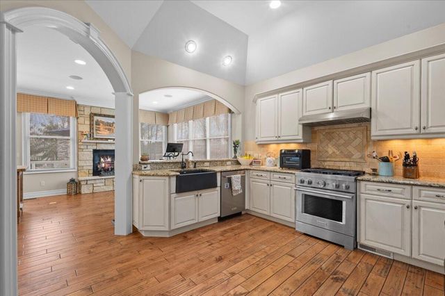 6245 Dublin Drive, Stanwood, MI 49346