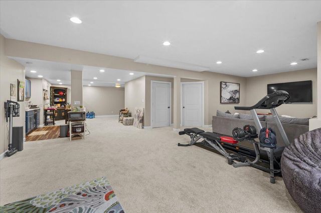 6245 Dublin Drive, Stanwood, MI 49346