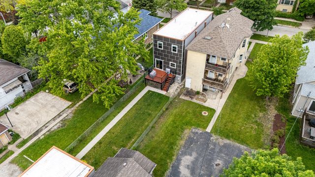 1009 LATHROP Avenue, Forest Park, IL 60130
