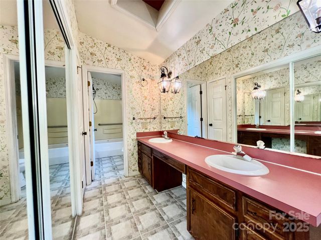 4181 Edgeland Road, Edgemoor, SC 29712