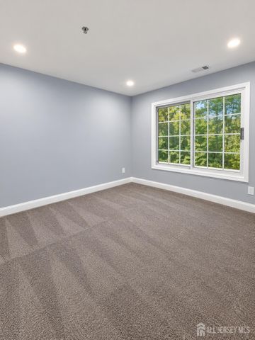 1124 waterford Drive, Edison, NJ 08817