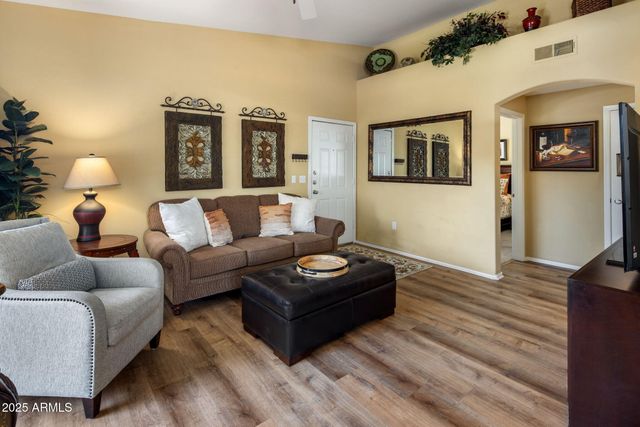 5335 E SHEA Boulevard 2005, Scottsdale, AZ 85254