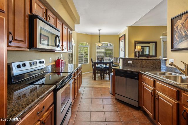 5335 E SHEA Boulevard 2005, Scottsdale, AZ 85254