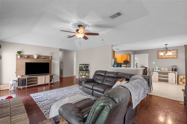 2906 Laurelridge Drive, League City, TX 77573