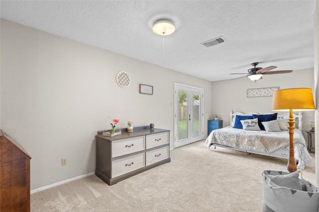 2906 Laurelridge Drive, League City, TX 77573