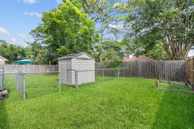 2906 Laurelridge Drive, League City, TX 77573