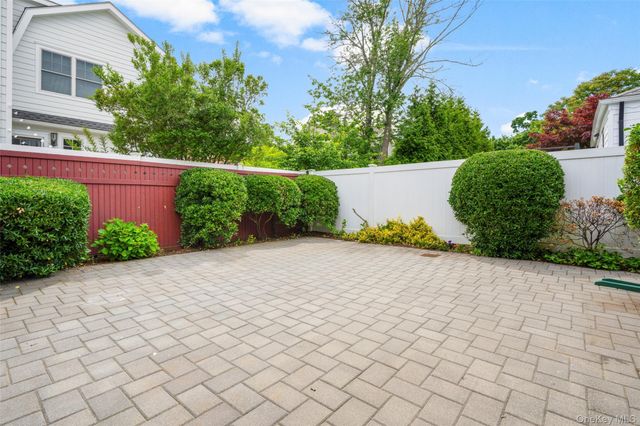 14 Ridgeland Terrace, Rye, NY 10580