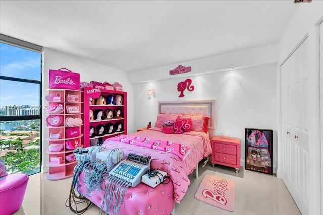 20515 E Country Club Drive 2048, Aventura, FL 33180
