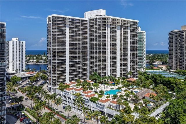 20515 E Country Club Drive 2048, Aventura, FL 33180