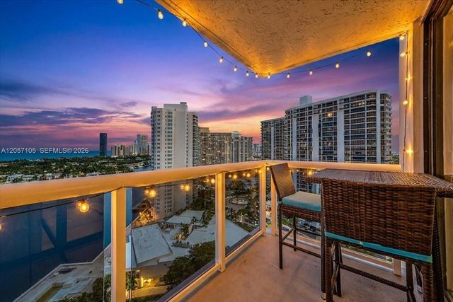 20515 E Country Club Drive 2048, Aventura, FL 33180