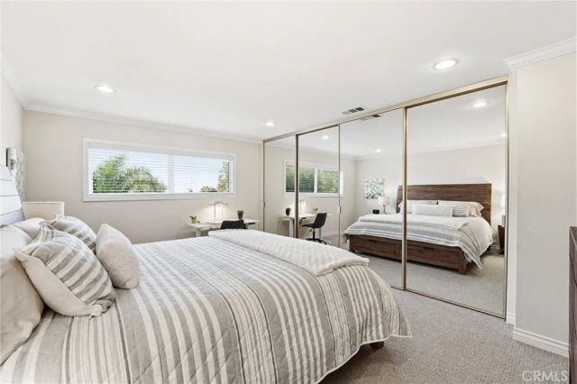 3242 San Amadeo 2D, Laguna Woods, CA 92637