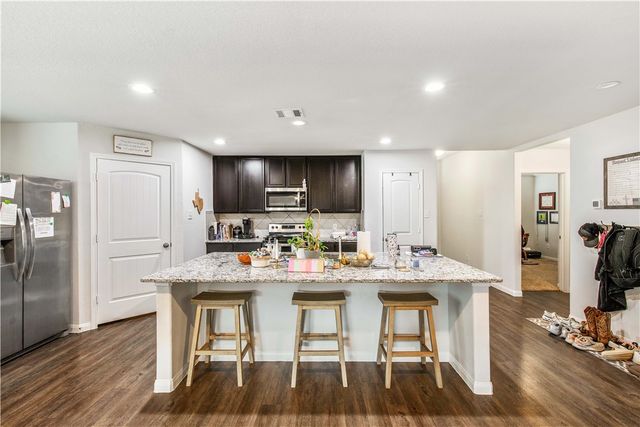 993 Marquis Drive, Bryan, TX 77803