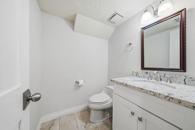 847 Silvergate Drive, Houston, TX 77079