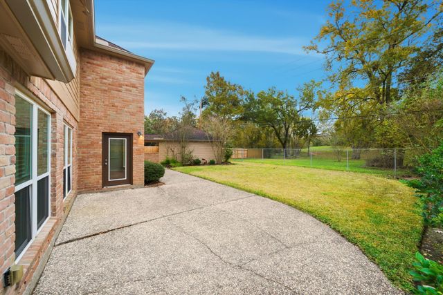 847 Silvergate Drive, Houston, TX 77079