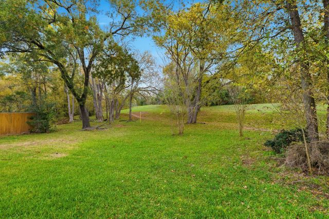 847 Silvergate Drive, Houston, TX 77079