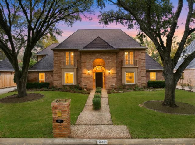 847 Silvergate Drive, Houston, TX 77079