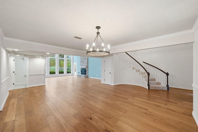 847 Silvergate Drive, Houston, TX 77079