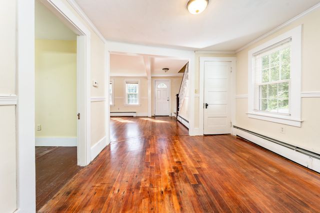 562 Waquoit Hwy, Falmouth, MA 02536