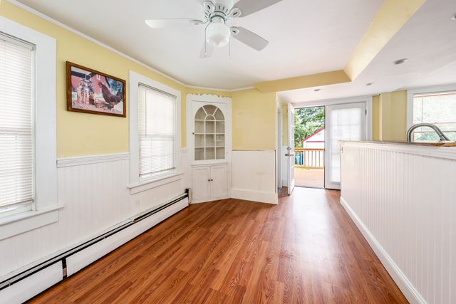 562 Waquoit Hwy, Falmouth, MA 02536