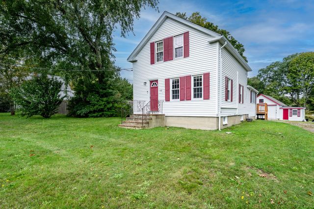 562 Waquoit Hwy, Falmouth, MA 02536