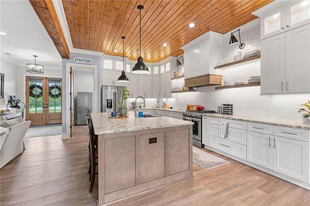 148 Dyna Drive, Lexington, NC 27295