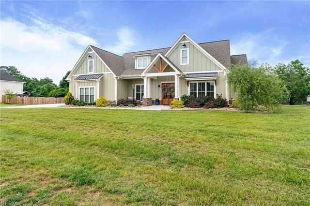 148 Dyna Drive, Lexington, NC 27295