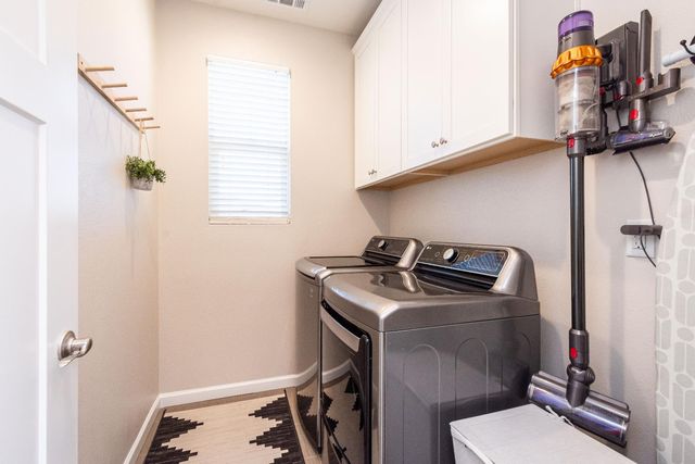 906 Landsdale Ct, El Dorado Hills, CA 95762