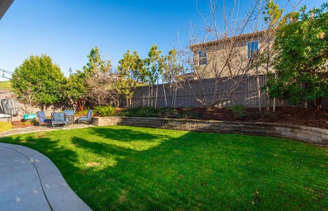 906 Landsdale Ct, El Dorado Hills, CA 95762