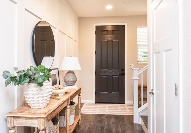 906 Landsdale Ct, El Dorado Hills, CA 95762