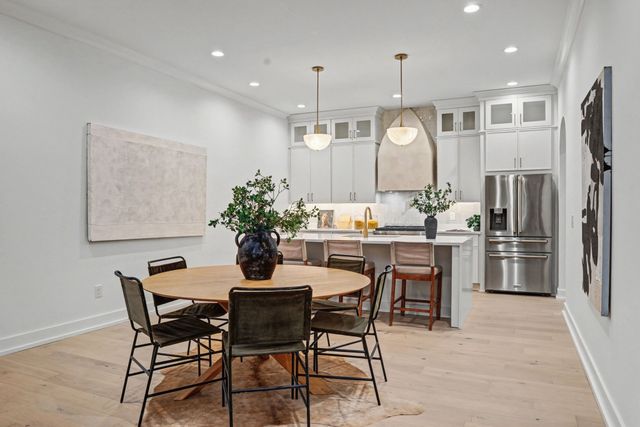 1109 N 2nd St, Nashville, TN 37207