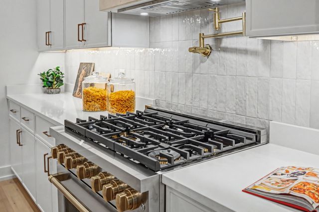 1109 N 2nd St, Nashville, TN 37207