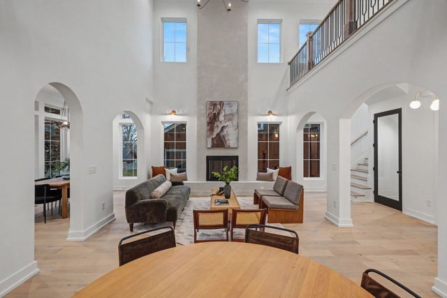 1109 N 2nd St, Nashville, TN 37207