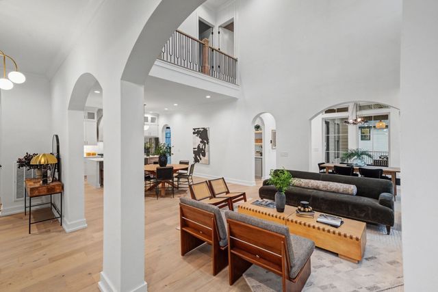 1109 N 2nd St, Nashville, TN 37207