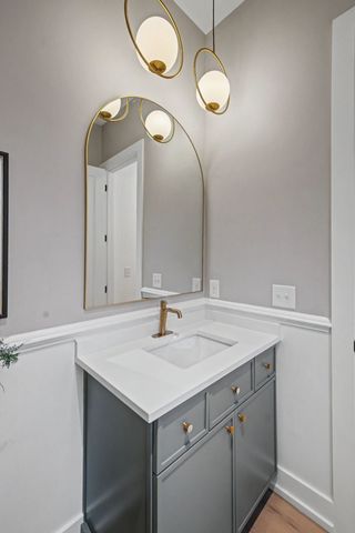 1109 N 2nd St, Nashville, TN 37207