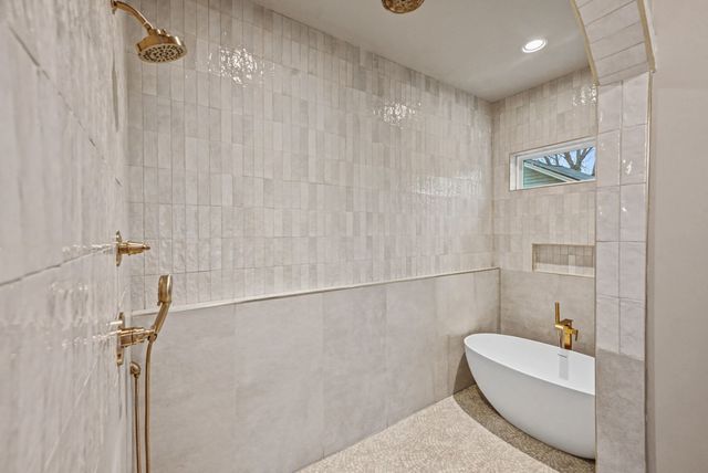 1109 N 2nd St, Nashville, TN 37207