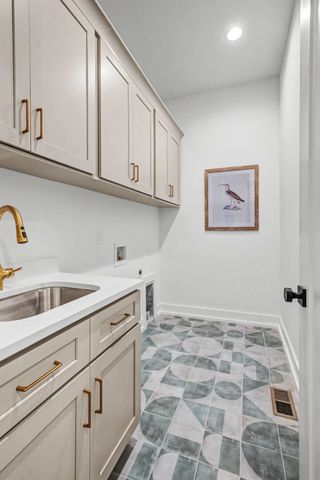 1109 N 2nd St, Nashville, TN 37207