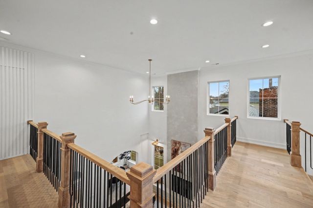 1109 N 2nd St, Nashville, TN 37207