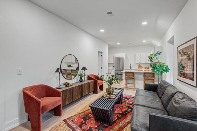 1109 N 2nd St, Nashville, TN 37207